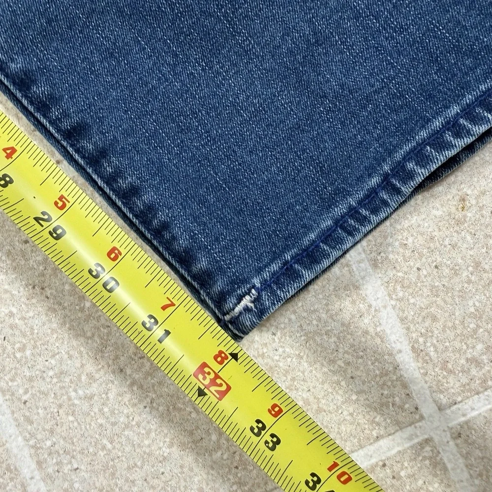 True Religion Jeans Mens 38 Blue Geno Relaxed Slim Medium Wash